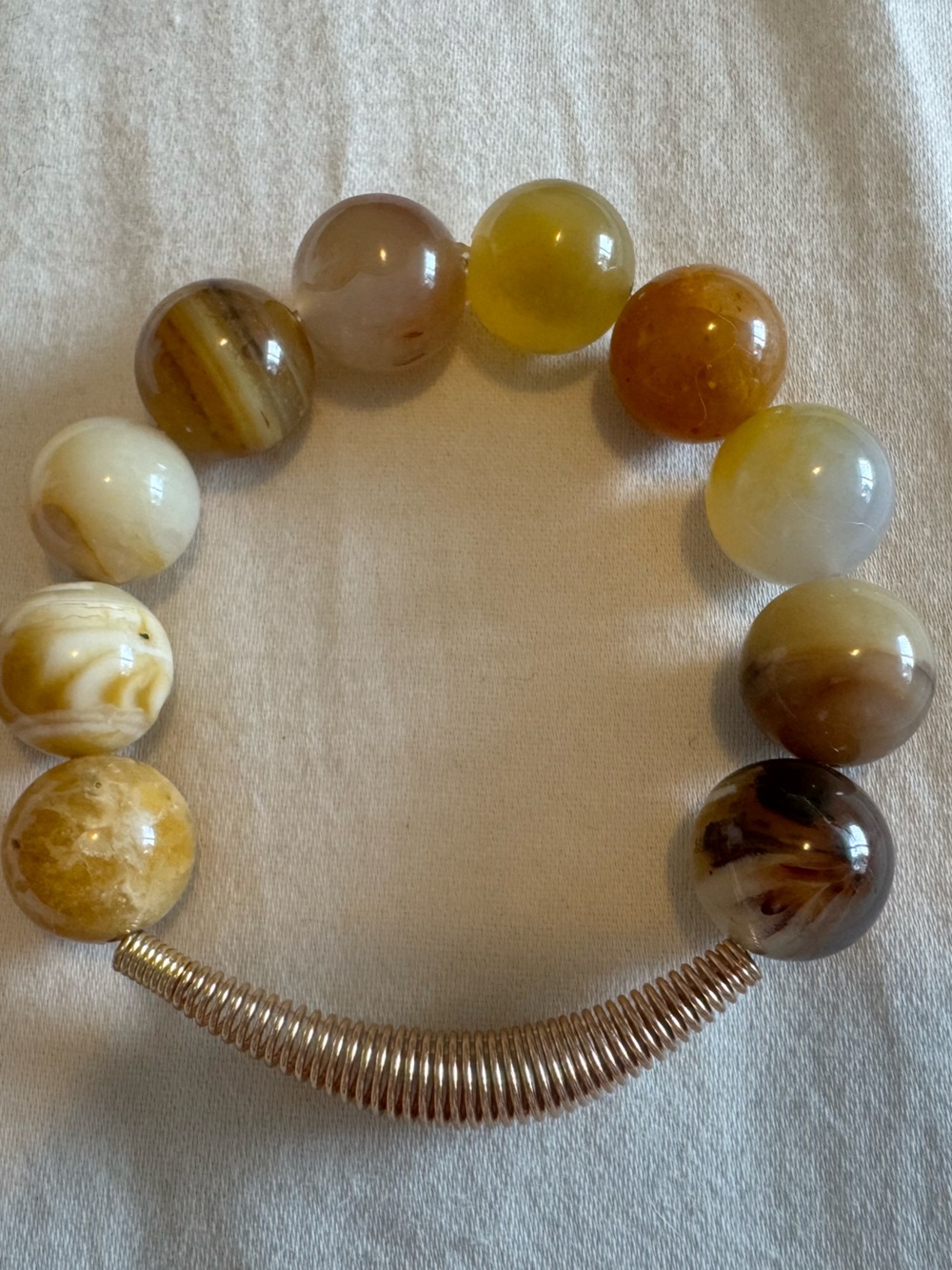 Gold Coil Agate Beaded Stretch Bracelet in Yellow and Cream - Picture 2 of 2